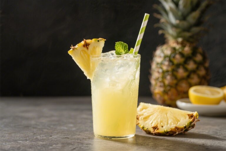 Pineapple Lemonade – Bright, Refreshing, and Easy to Make